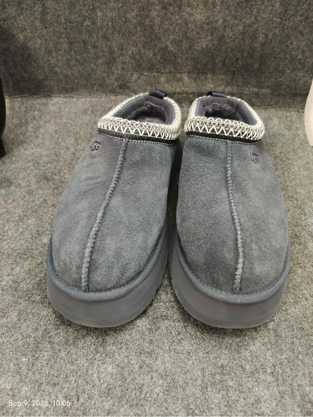 NWOB UGG Women's Tazz II Slippers Shoes SN 1122553 Size 12